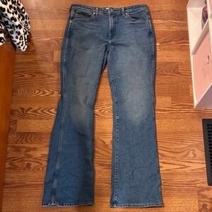 Wrangler Women's Boot Cut Jeans in Deep Blue